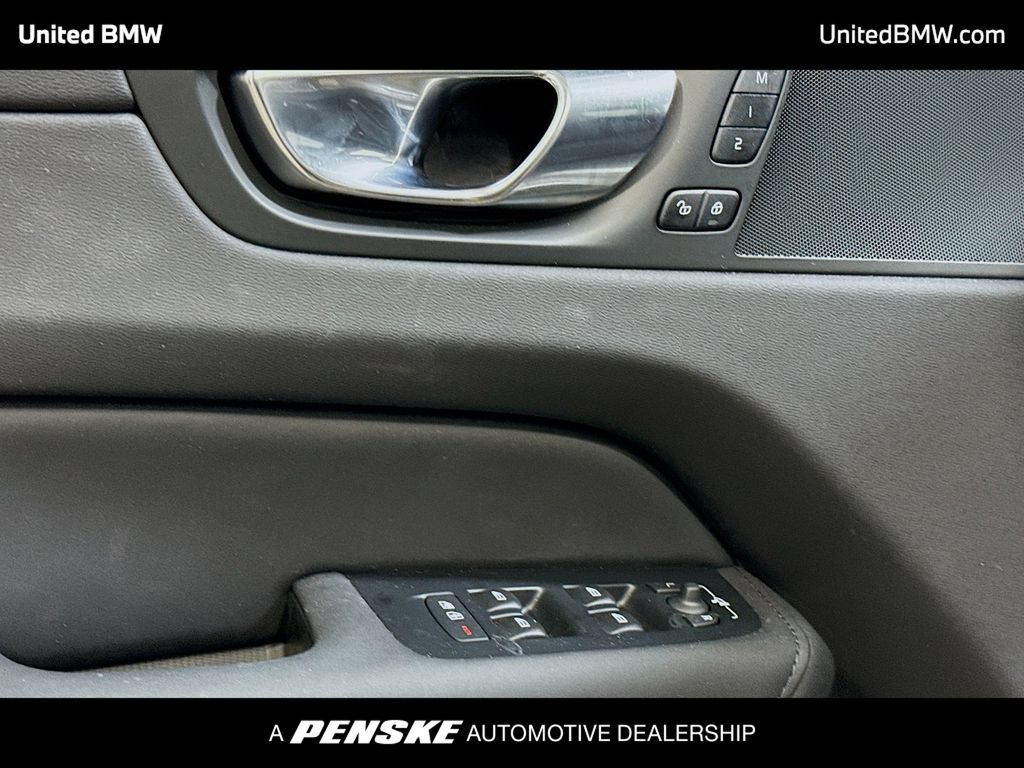 Used 2026 Volvo XC60 B5 Plus w/ Protection Package Premier AWD/4WD image 3