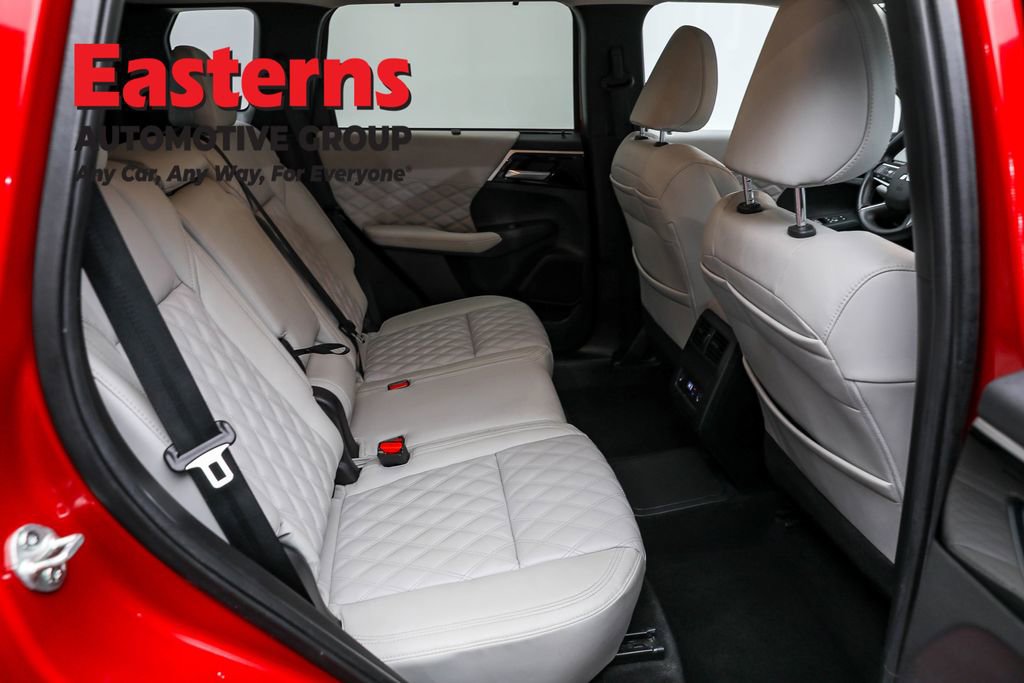 Used 2024 Mitsubishi Outlander SEL image 24