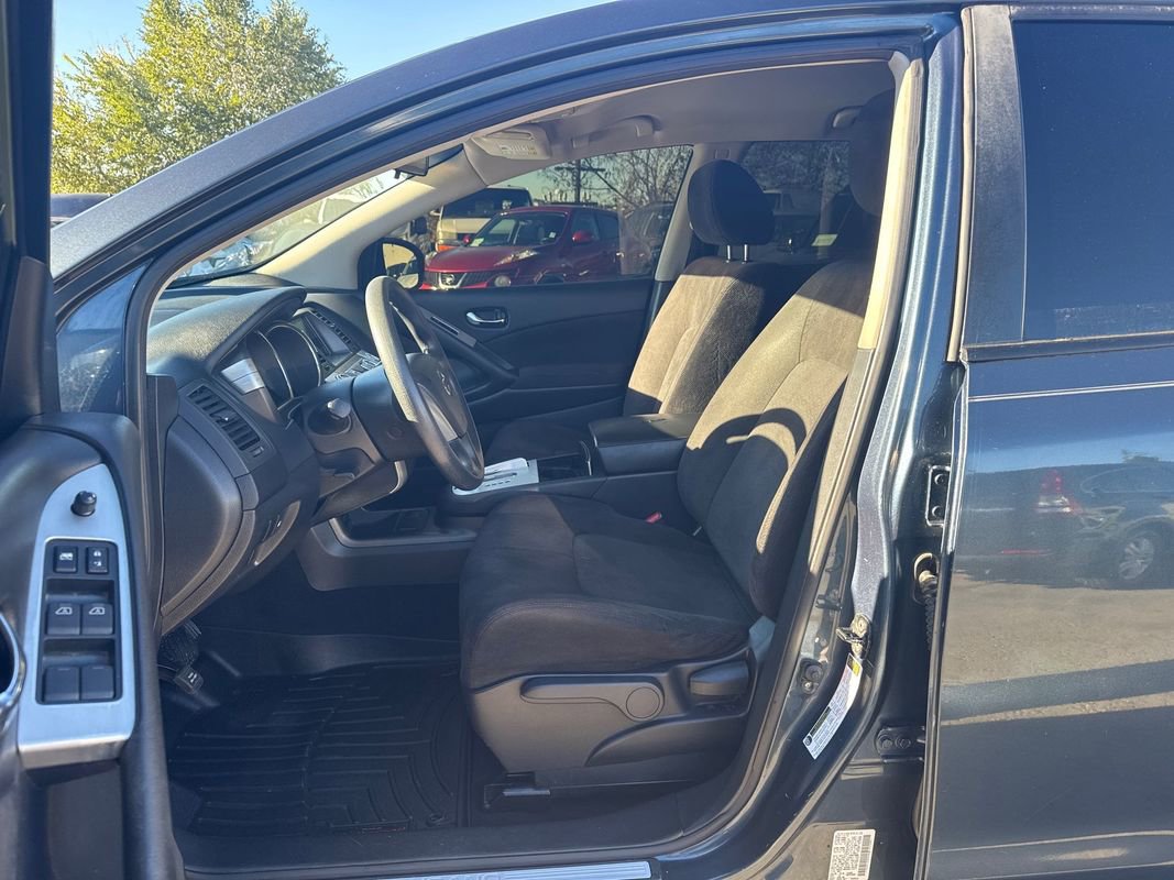 Used 2013 Nissan Murano S image 8