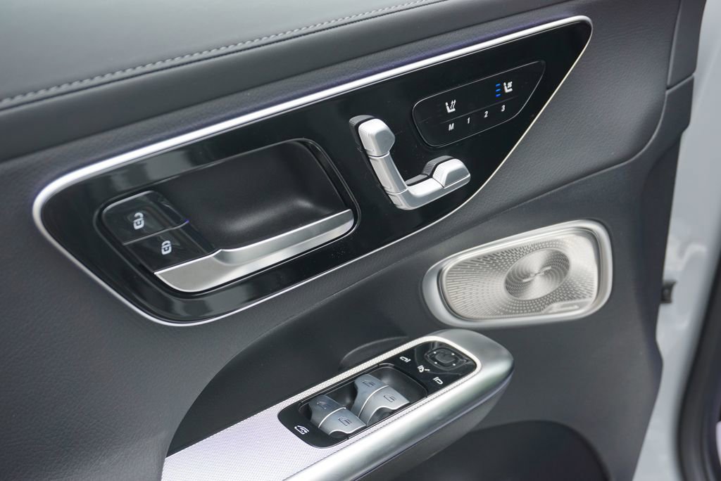 New 2026 Mercedes-Benz GLC 300 4MATIC image 23