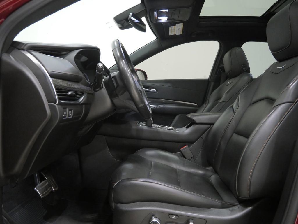 Used 2020 Cadillac XT4 Sport AWD/4WD image 13