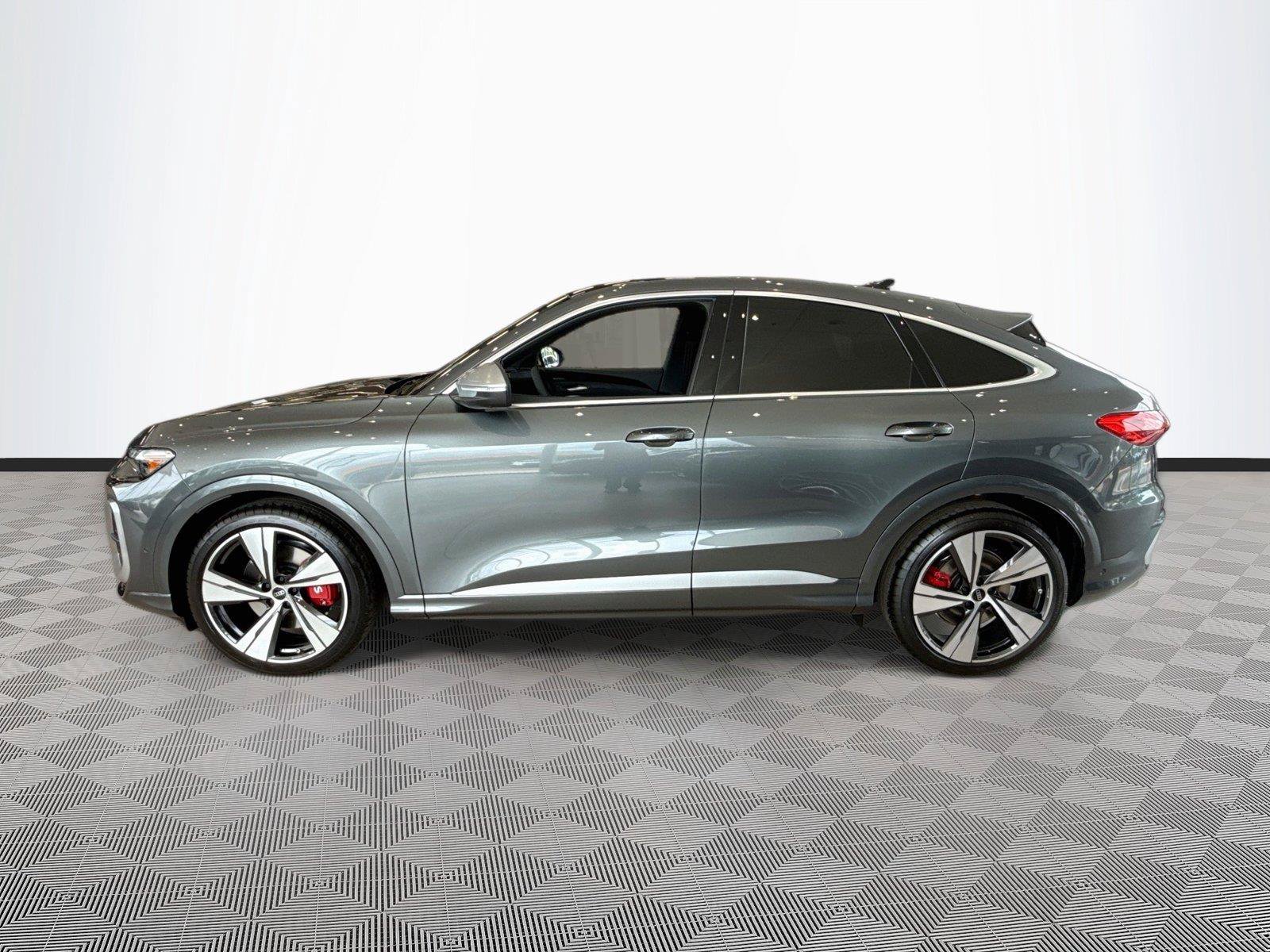 New 2026 Audi SQ5 Premium Plus AWD/4WD image 4