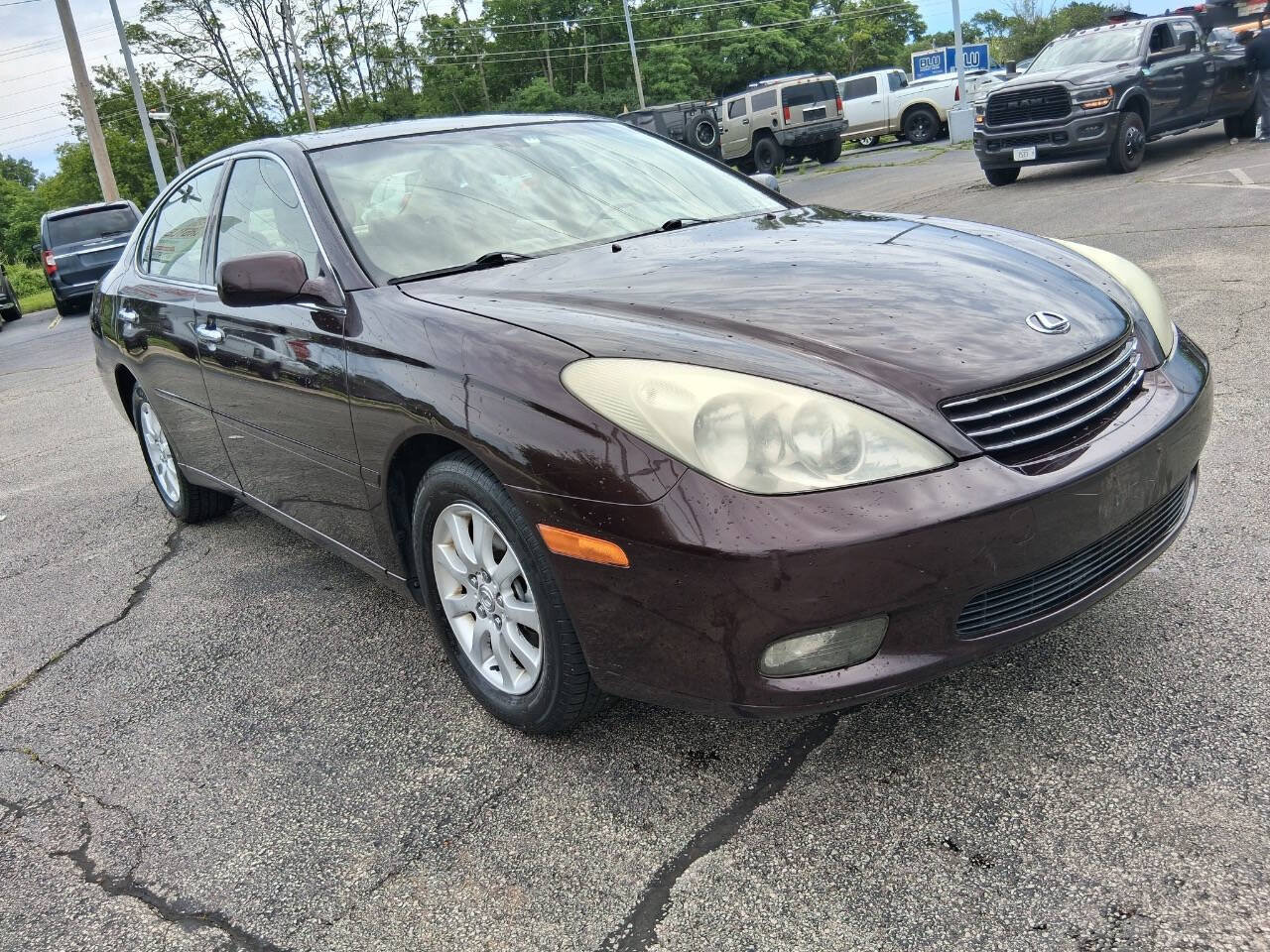 Used 2004 Lexus ES 330 w/ Premium Pkg FWD image 3