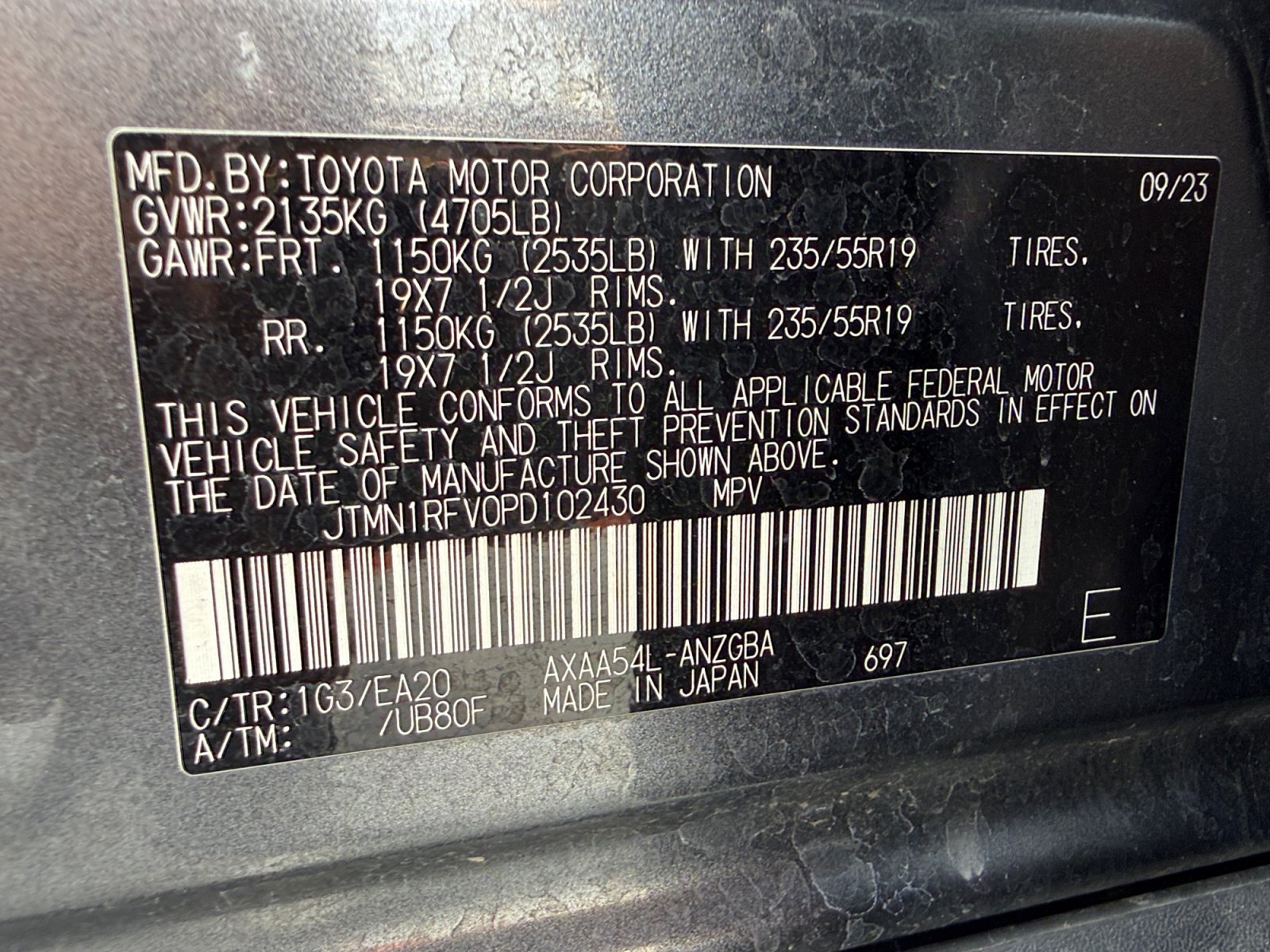 Used 2023 Toyota RAV4 Limited AWD/4WD image 33