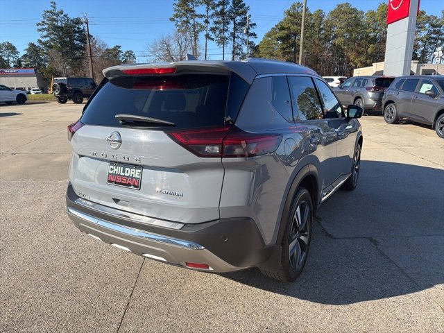 Used 2021 Nissan Rogue Platinum image 6