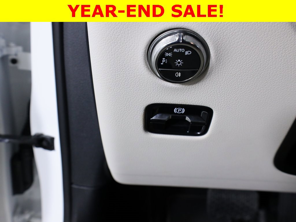 Certified 2025 Mercedes-Benz GLC 300 4MATIC image 10