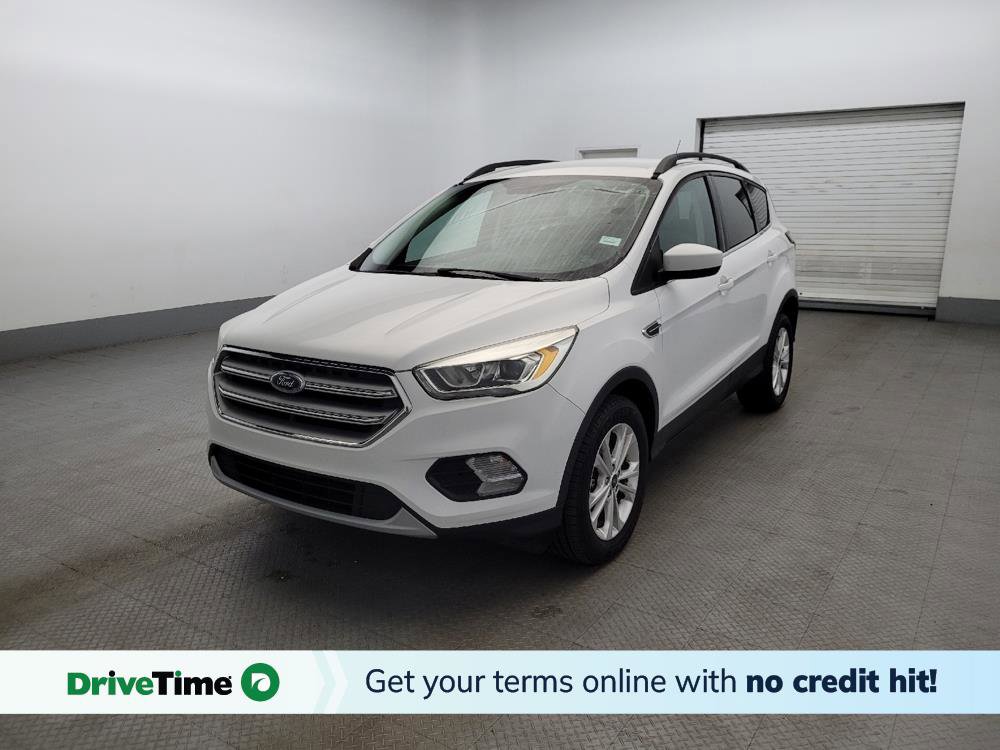 Used 2017 Ford Escape SE w/ Equipment Group 201A image 1