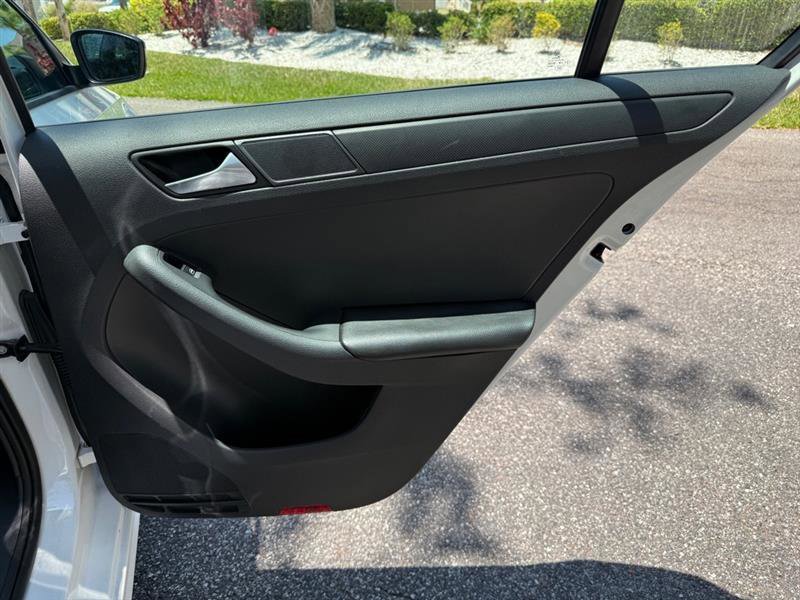 Used 2014 Volkswagen Jetta S FWD image 18