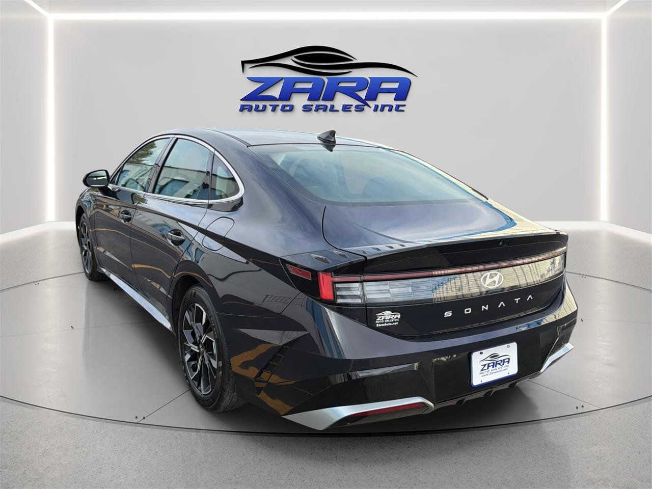 Used 2025 Hyundai Sonata SEL FWD image 5