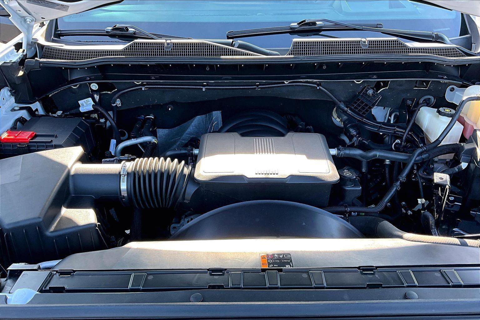 Used 2024 Chevrolet Silverado 2500 High Country w/ Technology Package image 11