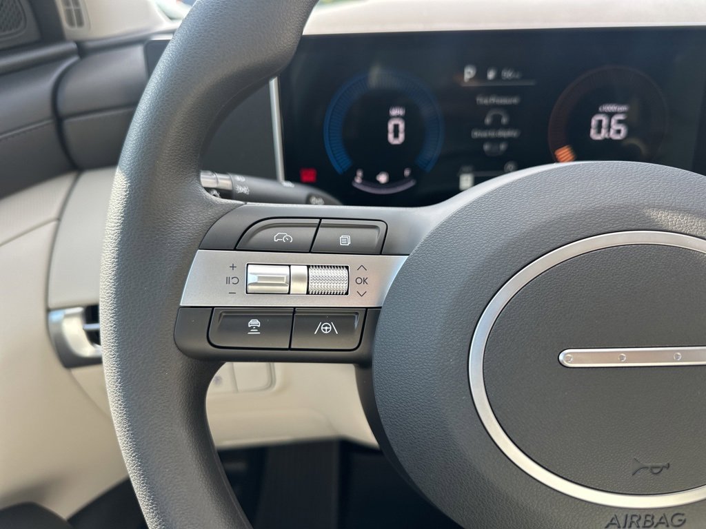 New 2026 Hyundai Tucson SEL image 18