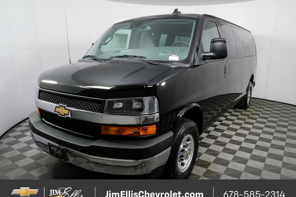 New 2025 Chevrolet Express 3500 LT w/ LT Preferred Equipment Group image 21