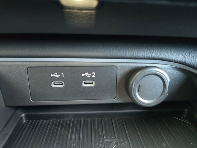 New 2026 Nissan Sentra SV w/ SV Convenience Package image 6