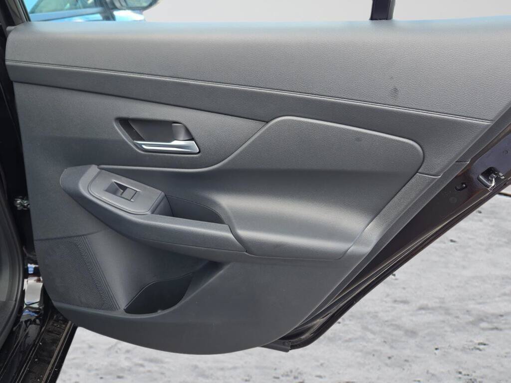 New 2026 Nissan Sentra SV w/ SV Convenience Package FWD image 9