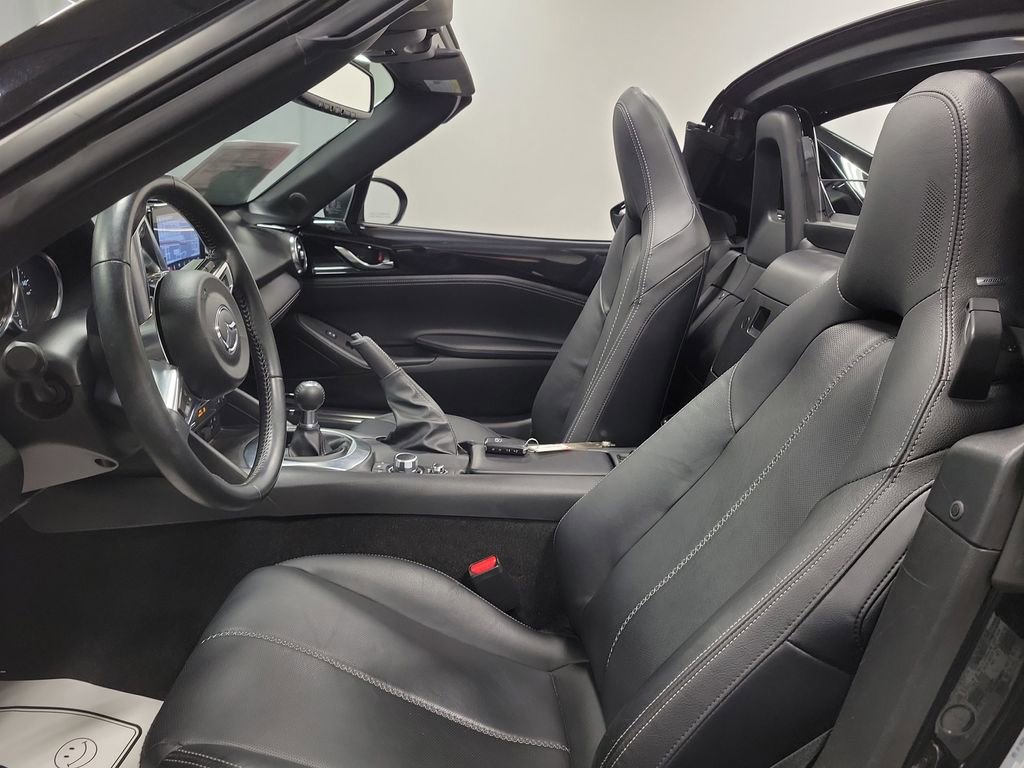 Used 2022 MAZDA MX-5 Miata RF Grand Touring image 13