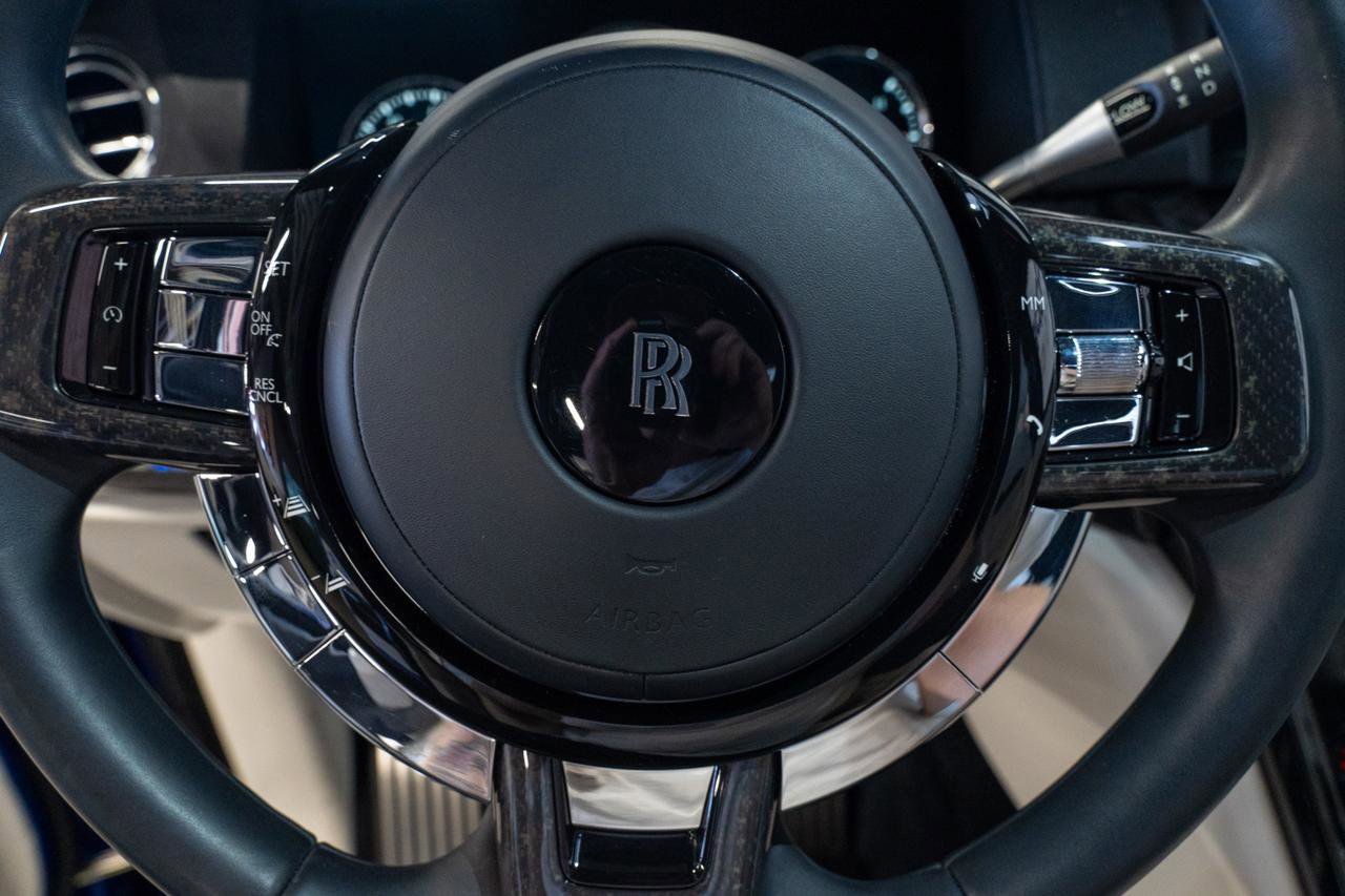 Used 2021 Rolls-Royce Cullinan Black Badge image 8