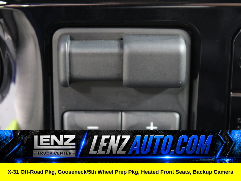 Used 2025 GMC Sierra 3500 SLE w/ SLE Convenience Package AWD/4WD image 55