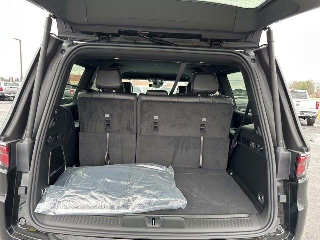 New 2024 Jeep Wagoneer 4WD w/ Convenience Group I image 25