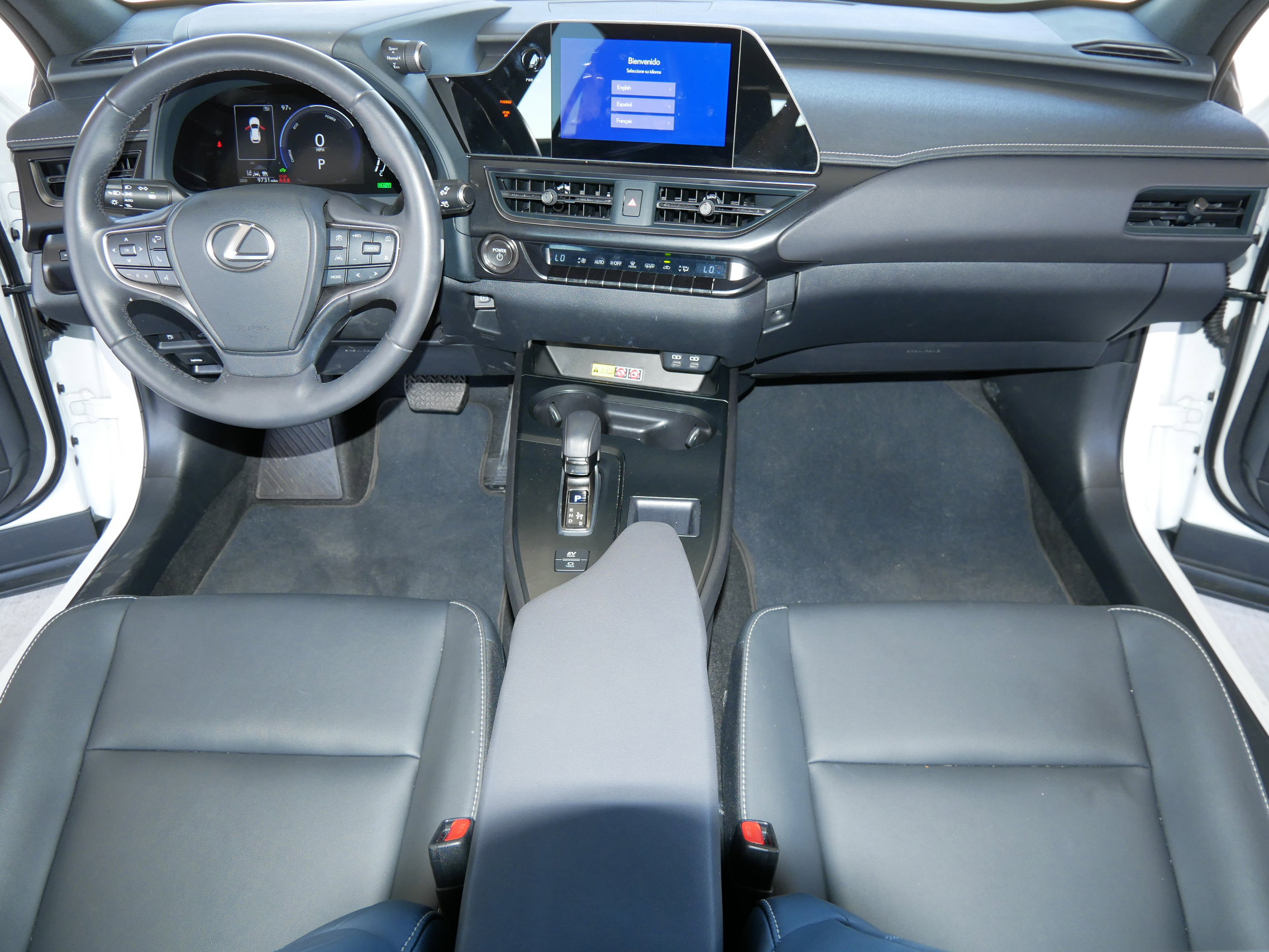 Certified 2025 Lexus UX 300h FWD image 24