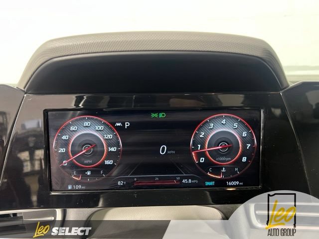 Used 2022 Hyundai Elantra SEL w/ Convenience + Premium Package FWD image 20