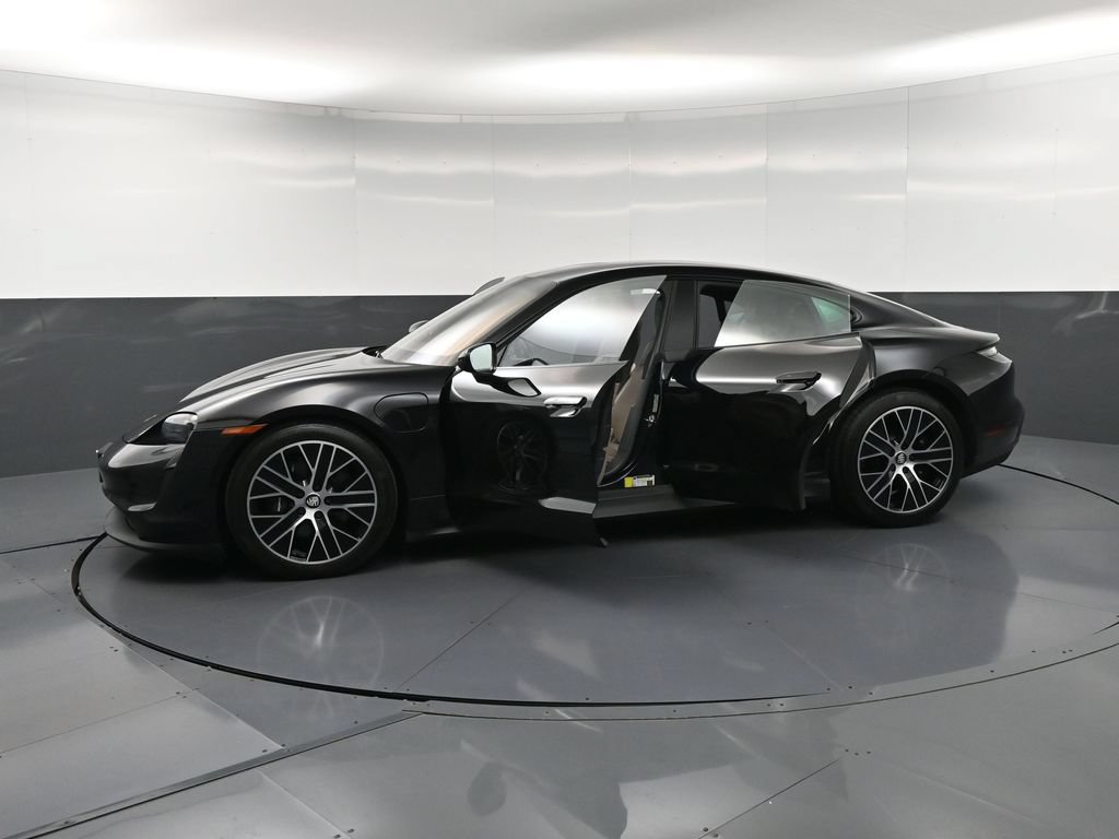 Certified 2021 Porsche Taycan RWD image 35