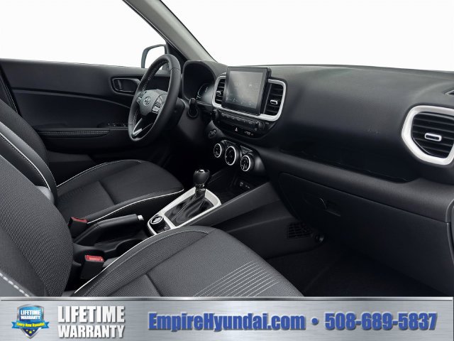 New 2026 Hyundai Venue SEL FWD image 15