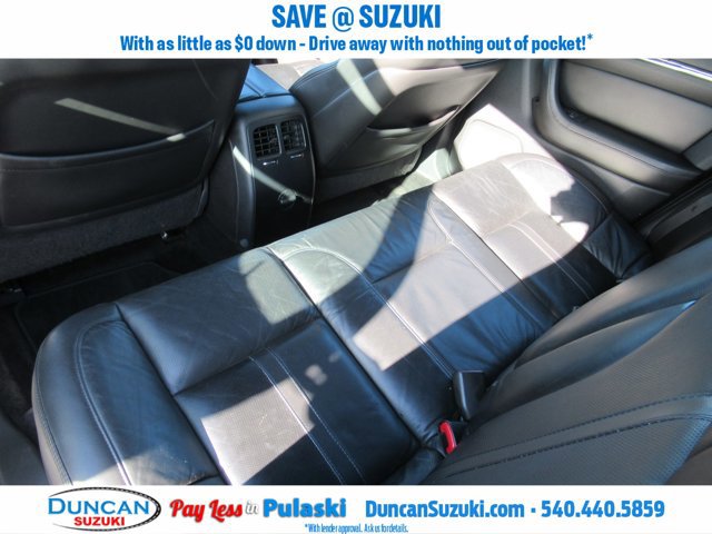 Used 2014 Lincoln MKS image 11