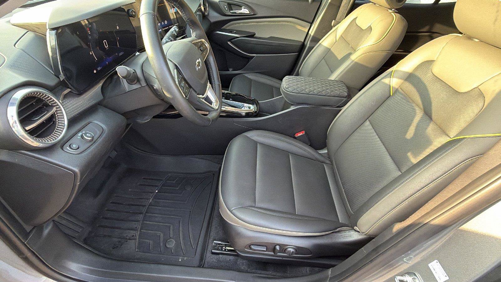 Used 2025 Chevrolet Trax ACTIV w/ Driver Confidence Package FWD image 15