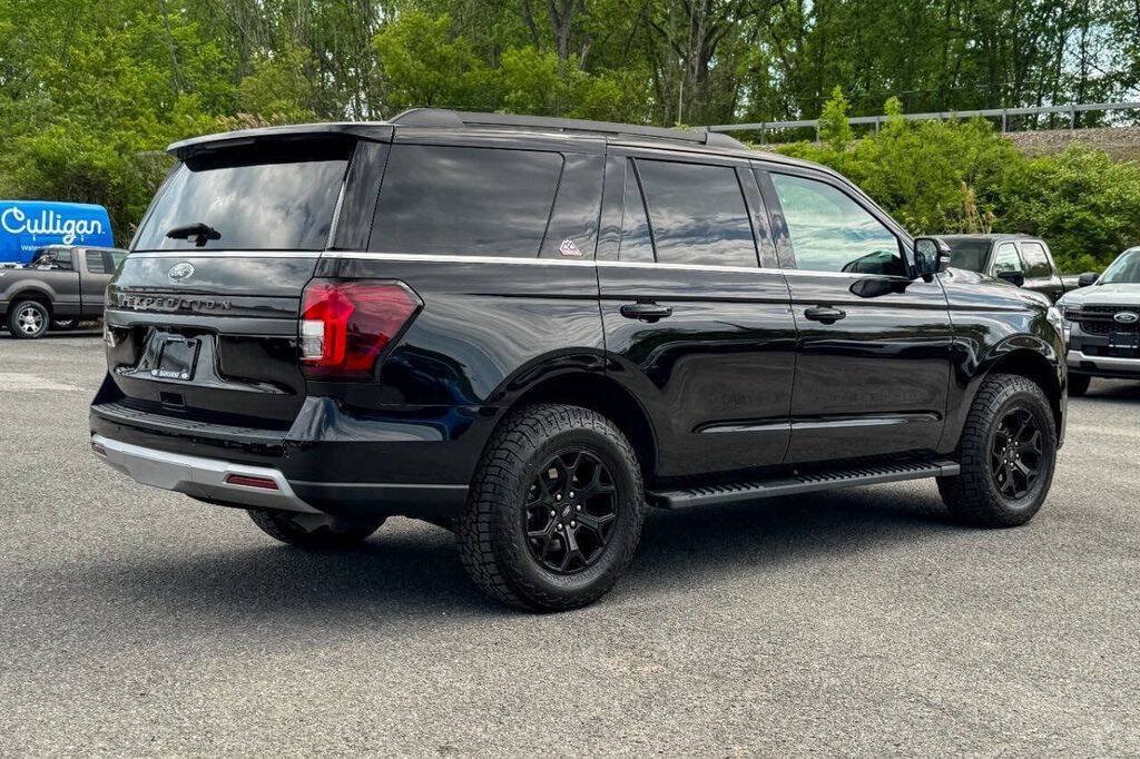 Used 2023 Ford Expedition Timberline AWD/4WD image 3