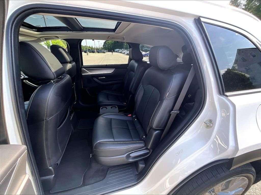 Used 2024 MAZDA CX-90 3.3 Turbo w/ Premium Package AWD/4WD image 15