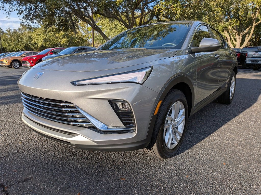 Used 2025 Buick Envista Preferred w/ Convenience I Package image 8