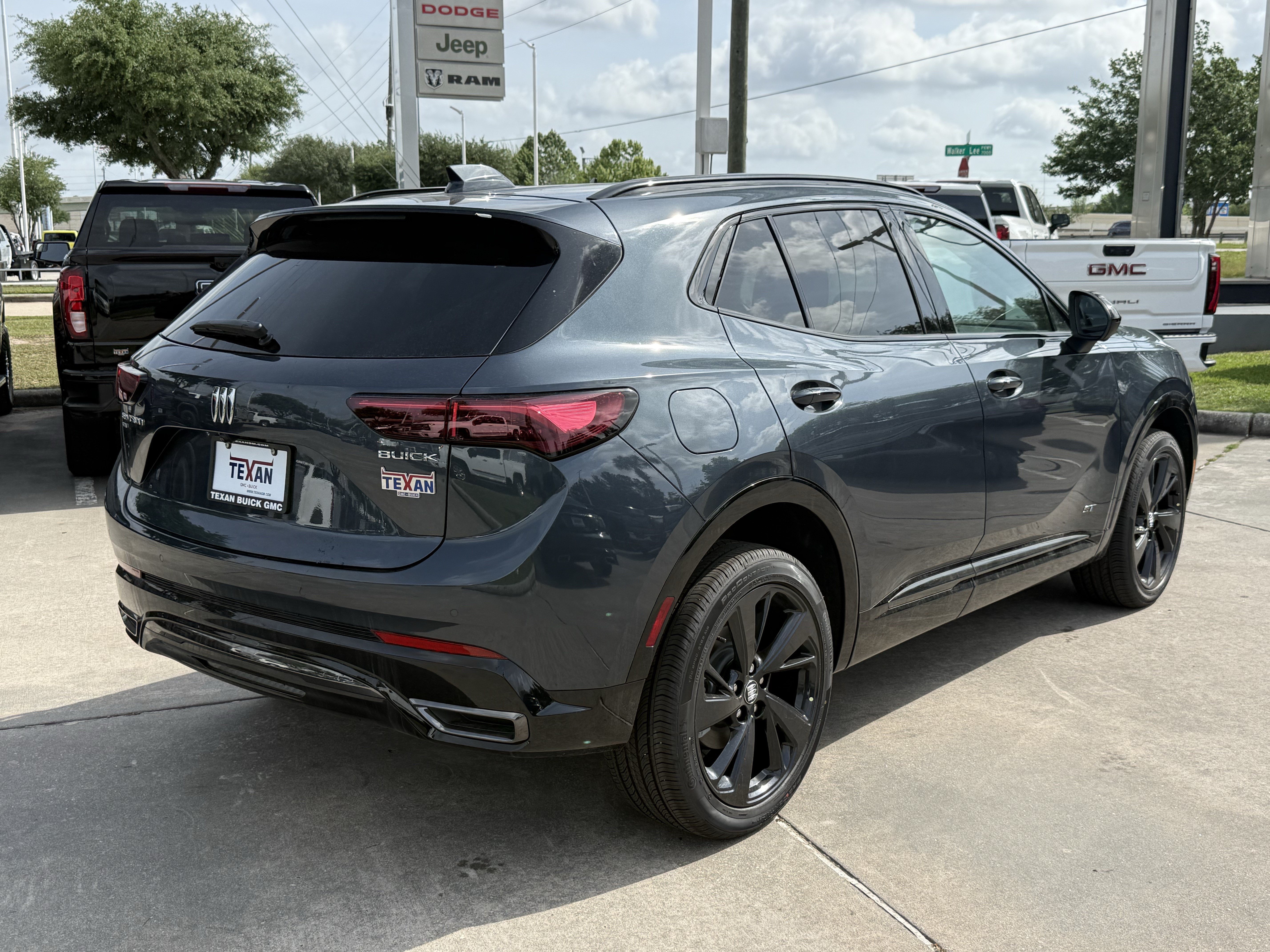 New 2026 Buick Envision Sport Touring AWD/4WD image 5