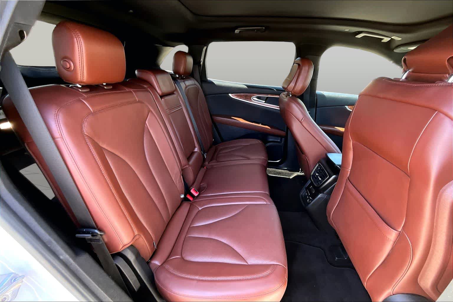 Used 2020 Lincoln Nautilus Reserve FWD image 20
