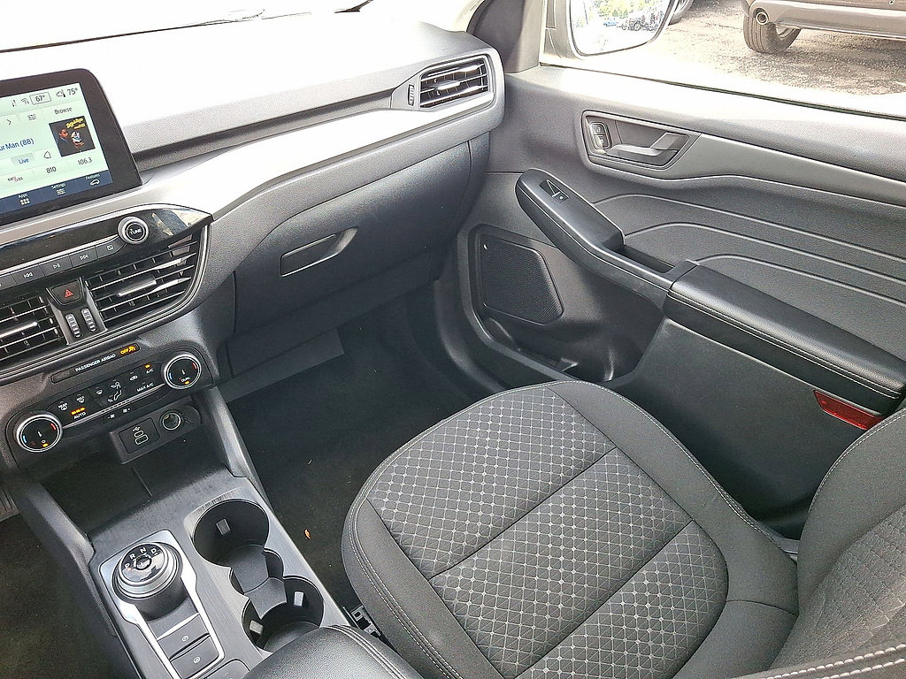 Certified 2025 Ford Escape Active AWD/4WD image 11
