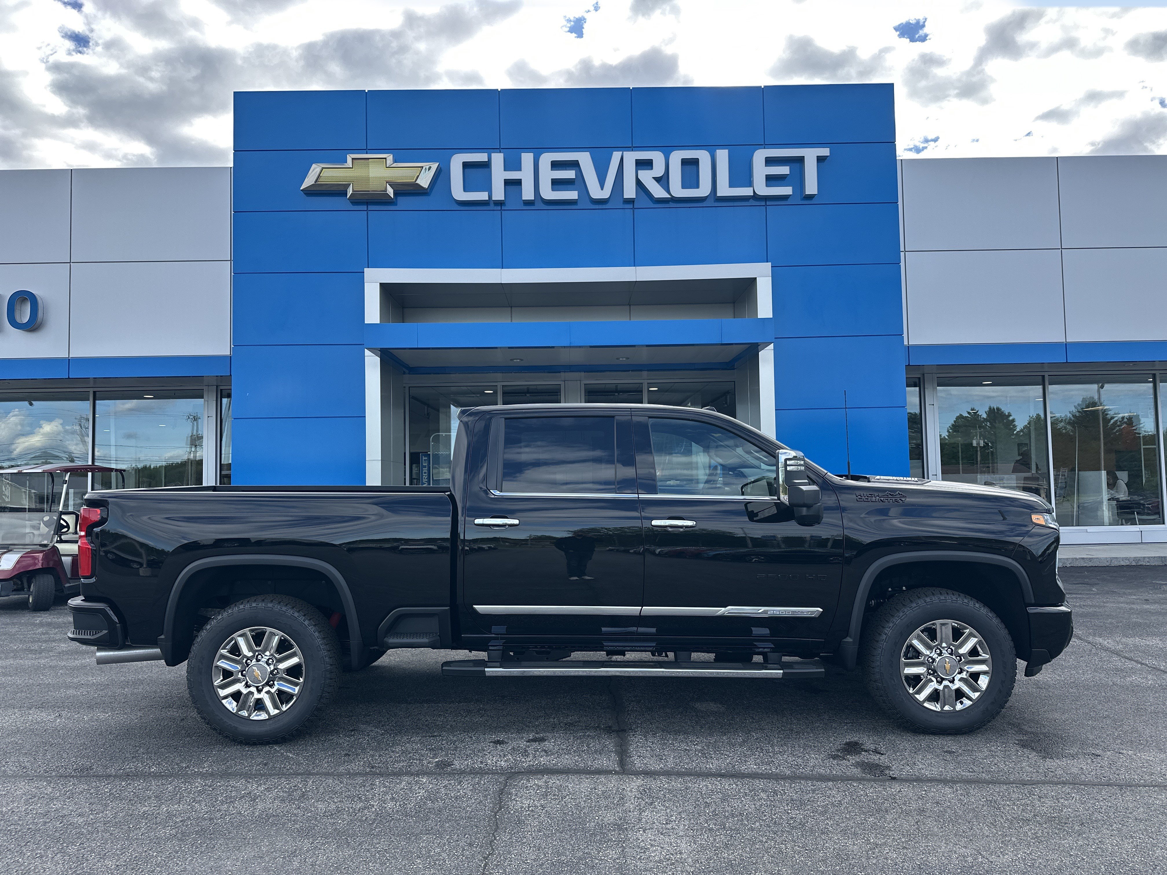New 2026 Chevrolet Silverado 2500 High Country w/ High Country Premium Package AWD/4WD image 1