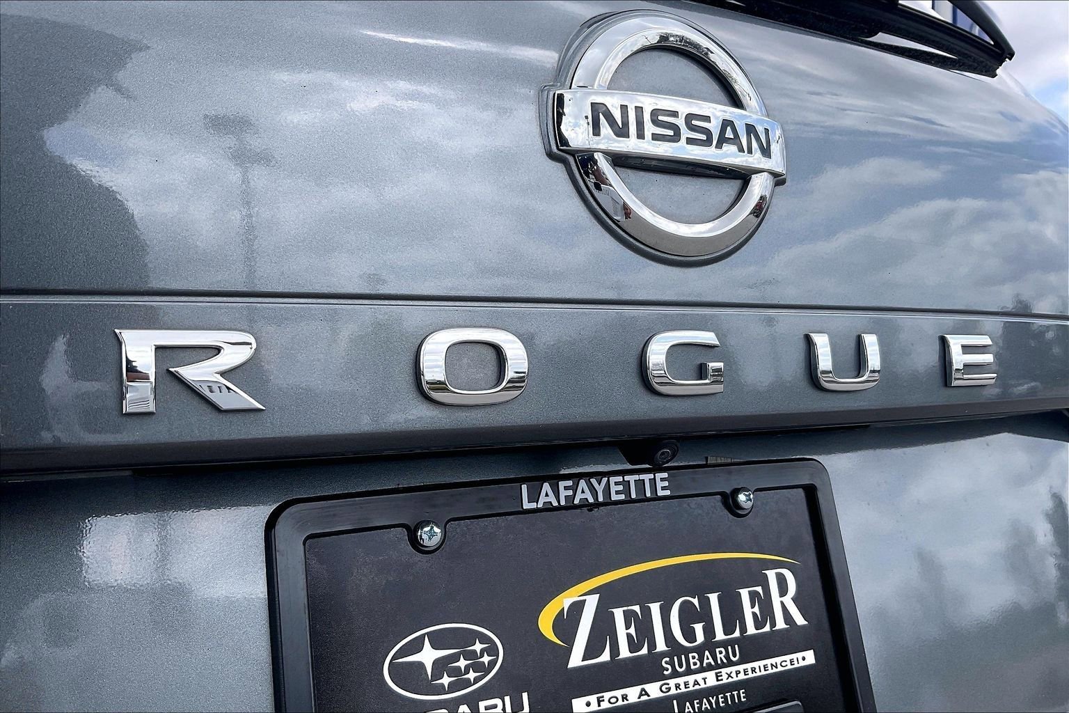 Used 2021 Nissan Rogue S image 31