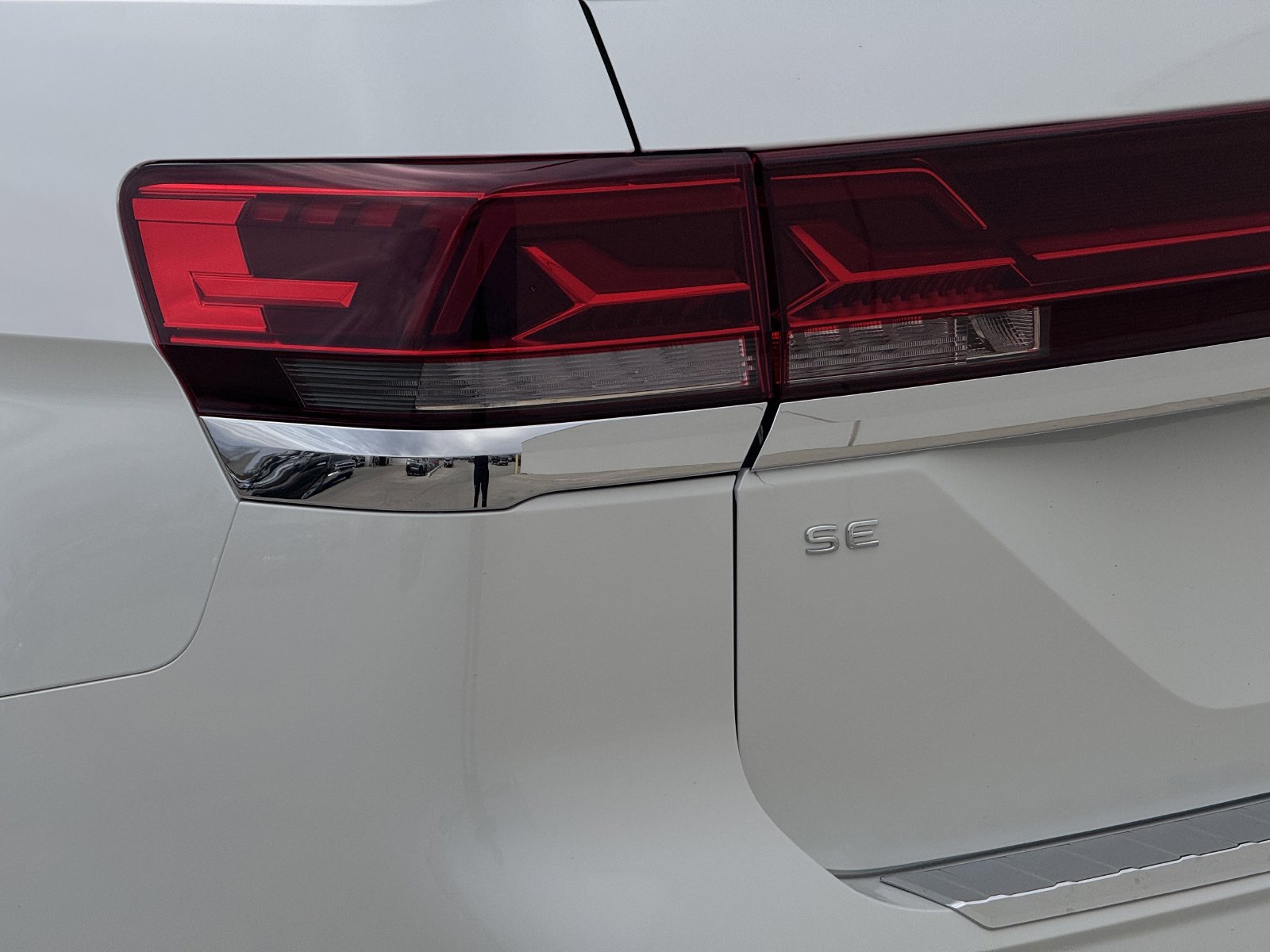 New 2026 Volkswagen Atlas SE FWD image 10