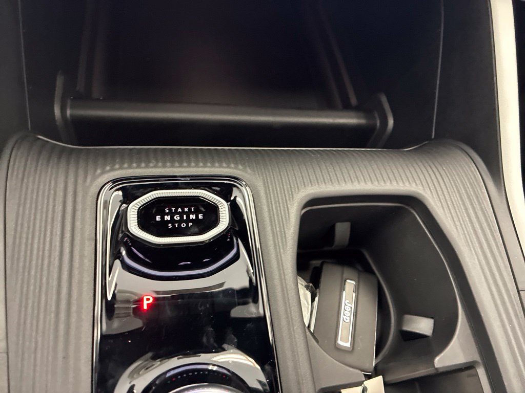 New 2026 Jeep Cherokee Limited AWD/4WD image 42