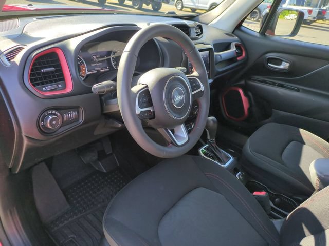 Used 2023 Jeep Renegade Trailhawk AWD/4WD image 15
