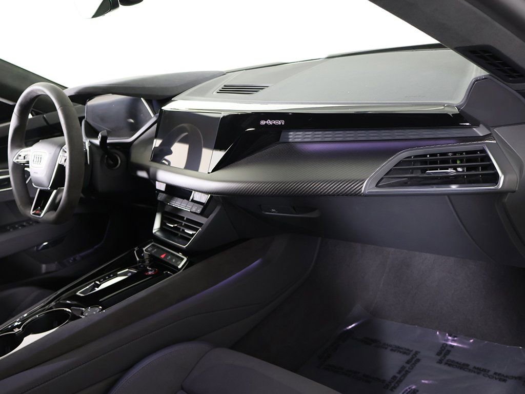 Used 2024 Audi RS e-tron GT w/ Carbon Performance Package image 29
