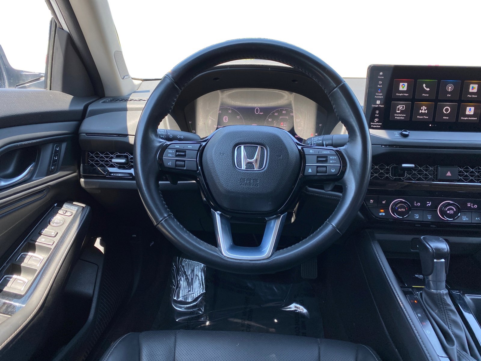 Used 2024 Honda Accord Touring image 12