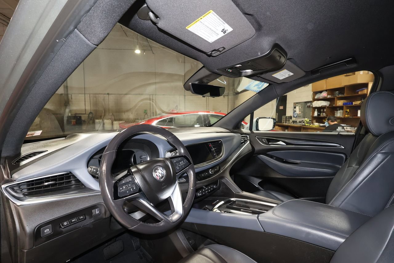 Used 2024 Buick Enclave Premium image 9