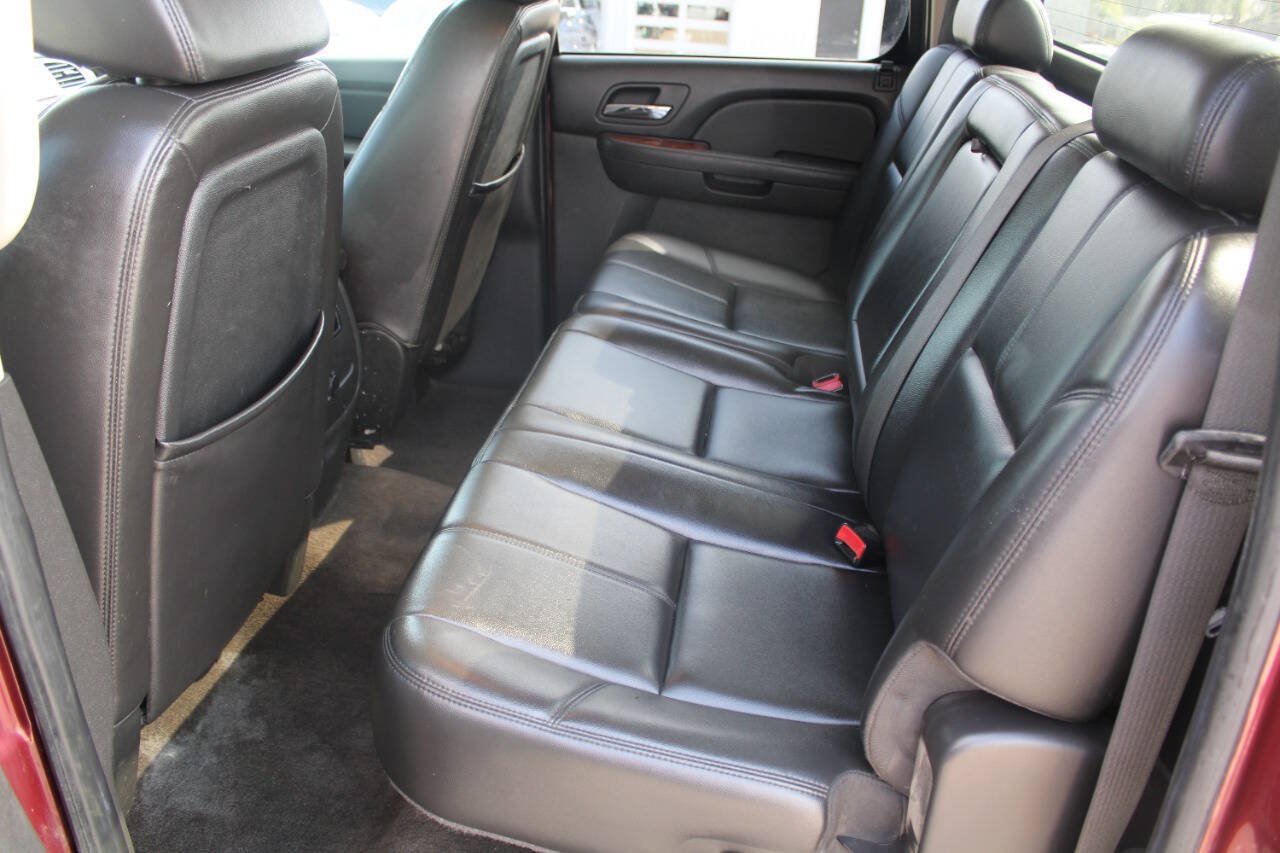 Used 2009 Chevrolet Silverado 1500 LTZ w/ LTZ Plus Package AWD/4WD image 15
