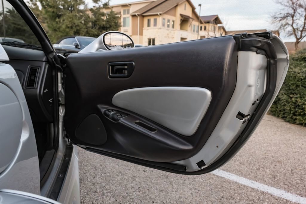Used 2001 Chrysler Prowler RWD image 31