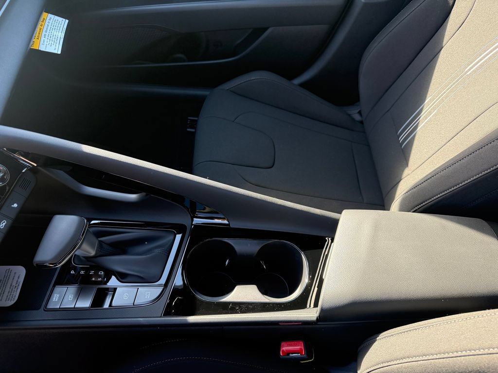 New 2026 Hyundai Elantra SEL Sport Premium FWD image 28