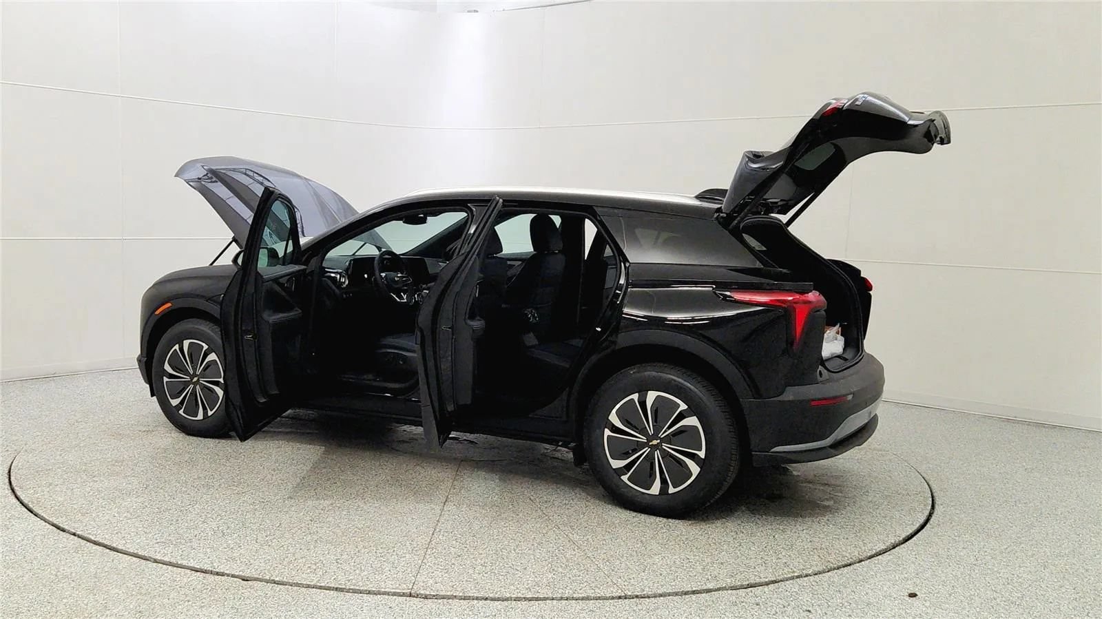 New 2026 Chevrolet Blazer EV LT AWD/4WD image 11