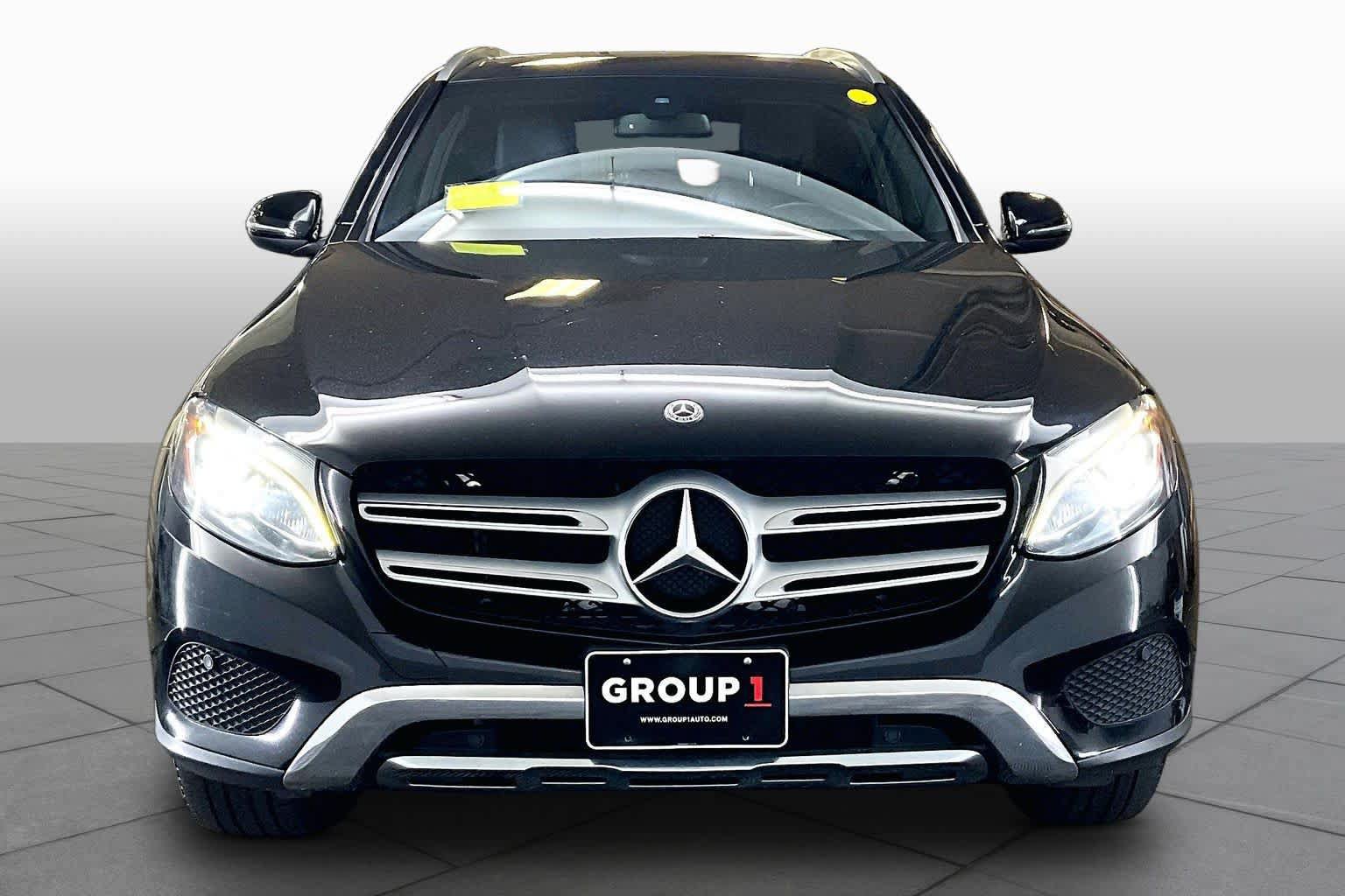 Certified 2019 Mercedes-Benz GLC 300 4MATIC image 4