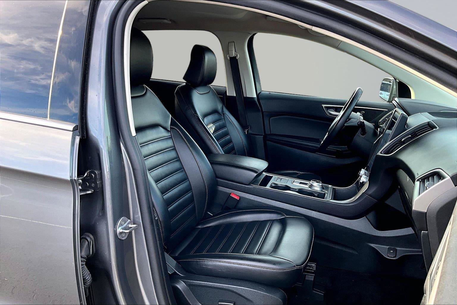 Used 2024 Ford Edge SEL AWD/4WD image 8