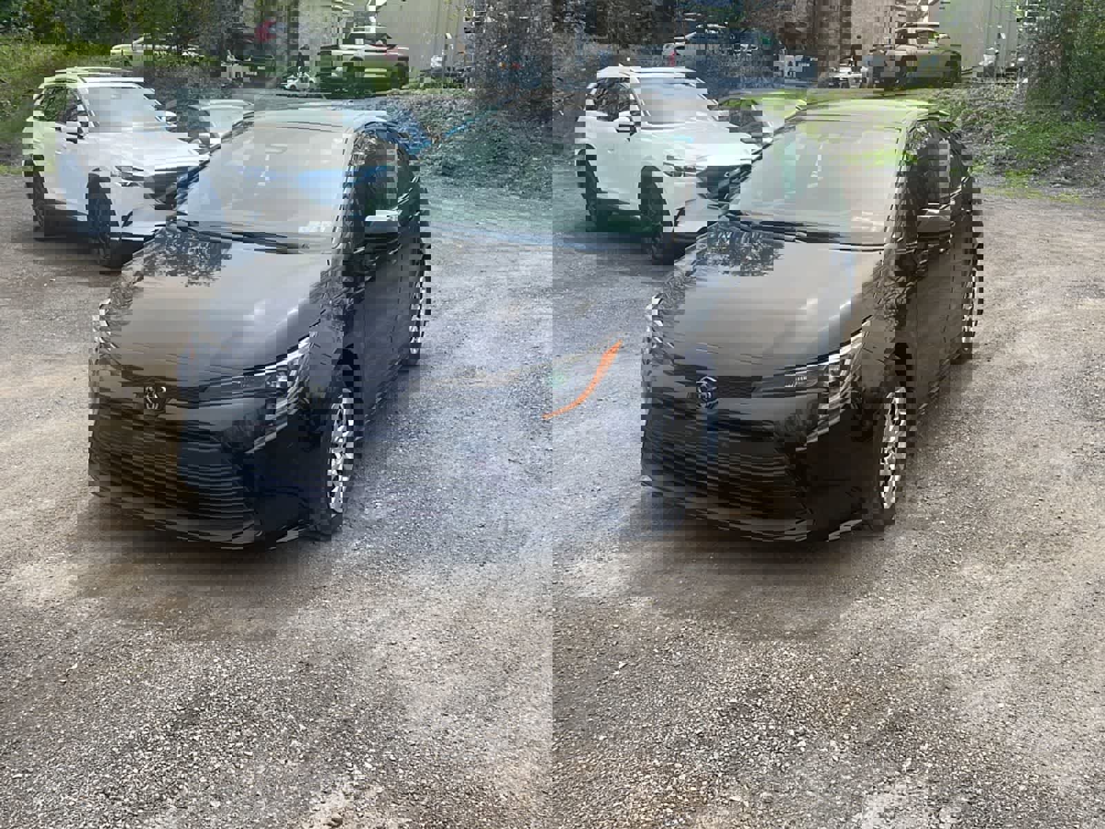 Used 2023 Toyota Corolla LE FWD image 1