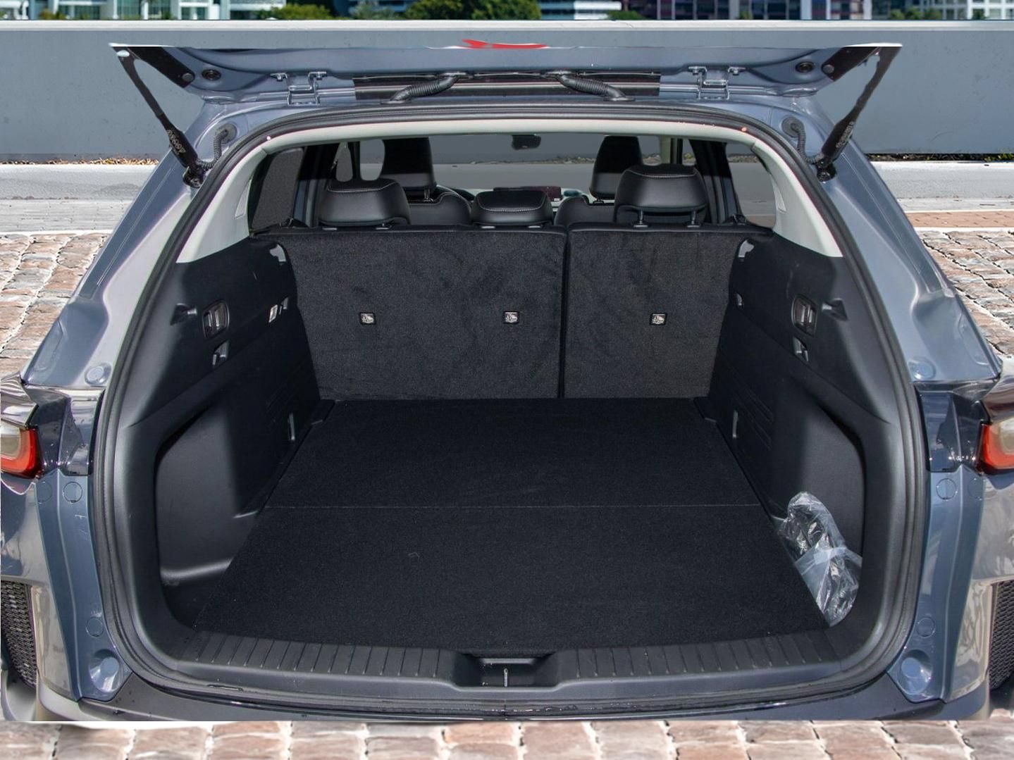 Used 2025 MAZDA CX-50 AWD 2.5 S w/ Cargo Package image 13